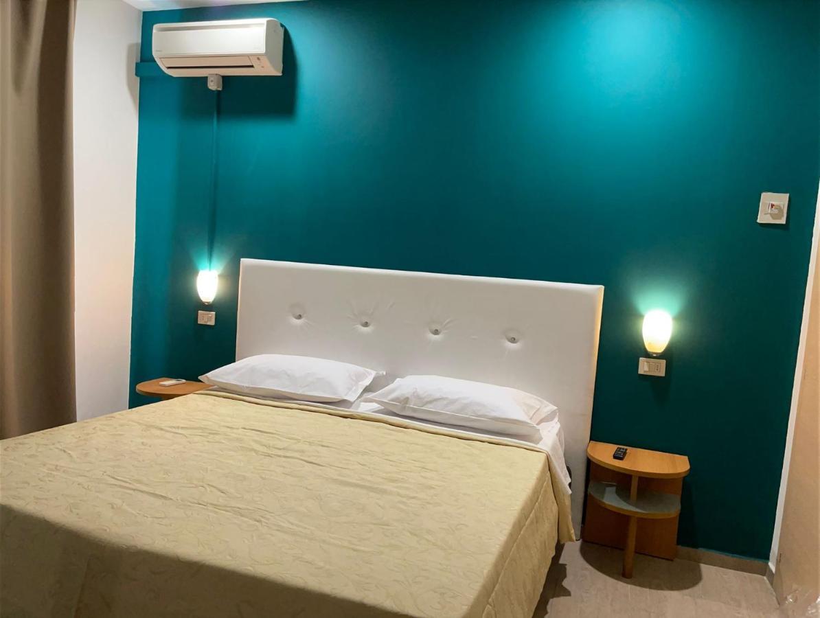 Hotel New Happy Rimini Zimmer foto
