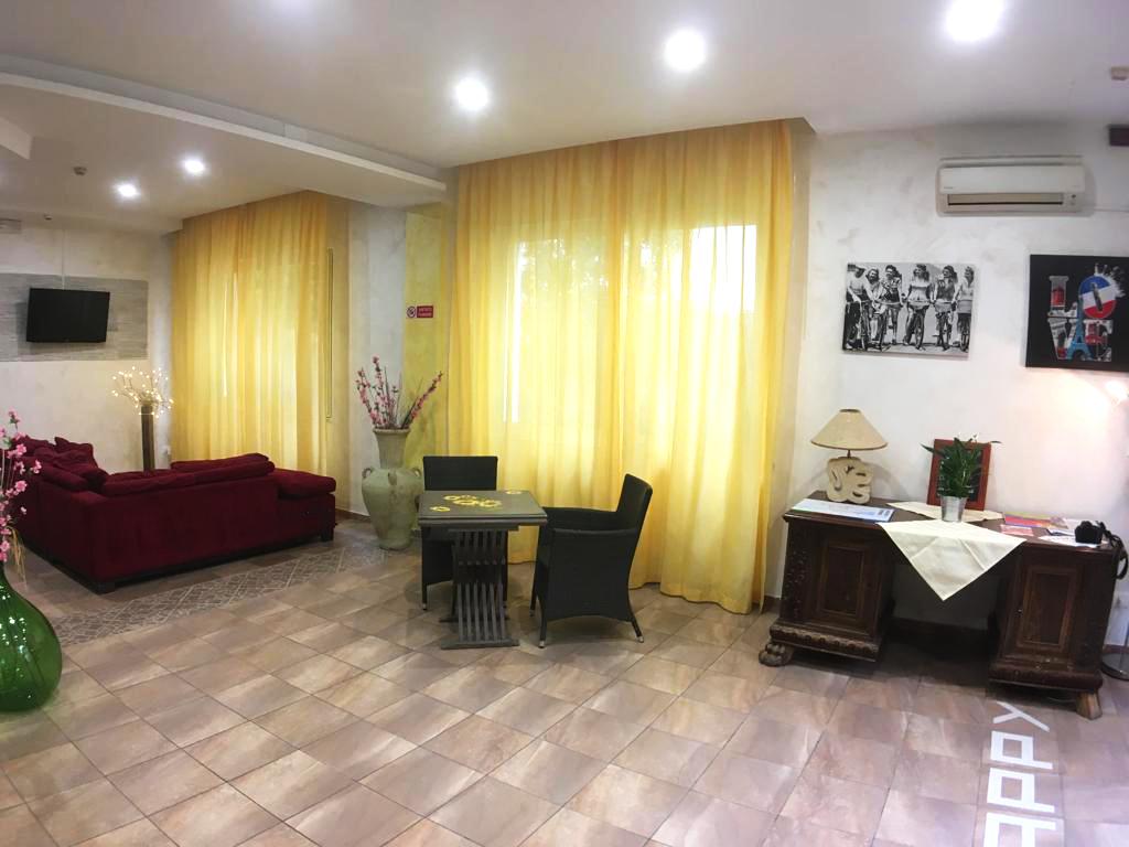 Hotel New Happy Rimini Exterior foto