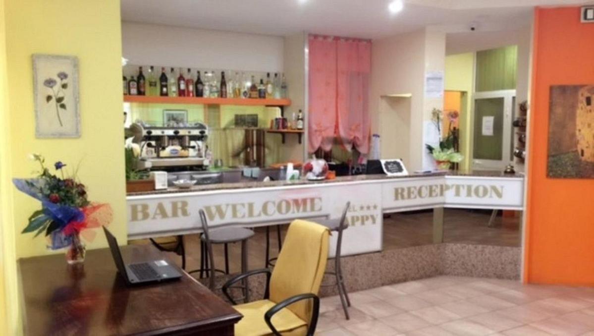 Hotel New Happy Rimini Exterior foto