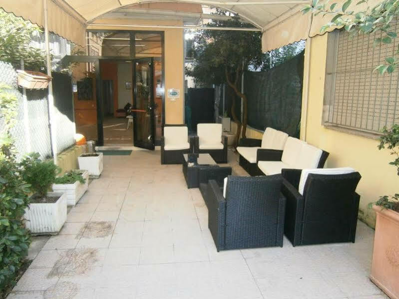 Hotel New Happy Rimini Exterior foto
